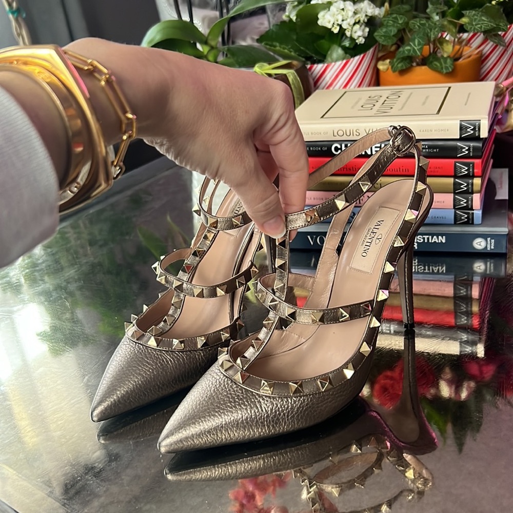 SOLD Valentino ROCKSTUD ANKLE STRAP PUMP 100 MM gold tone - Picture 13 of 14